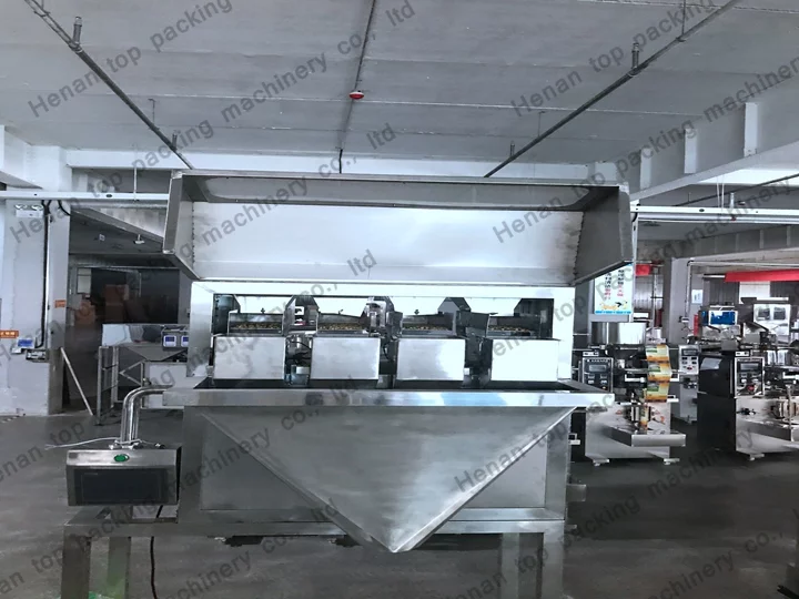 Multi-head weigher packing machine