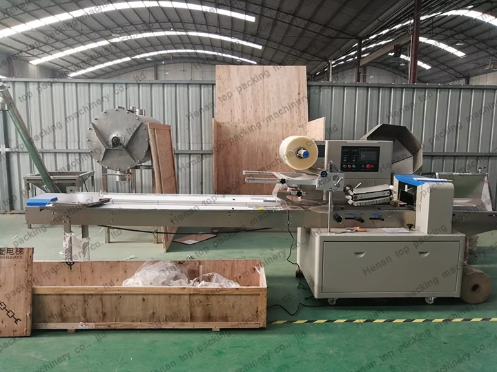 Vegetable packing machine