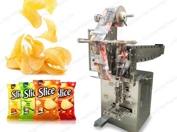 Máy đóng gói chip xích có một loạt các phễu nhỏ.