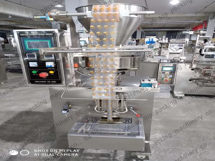 Machine d'emballage de snacks commerciale