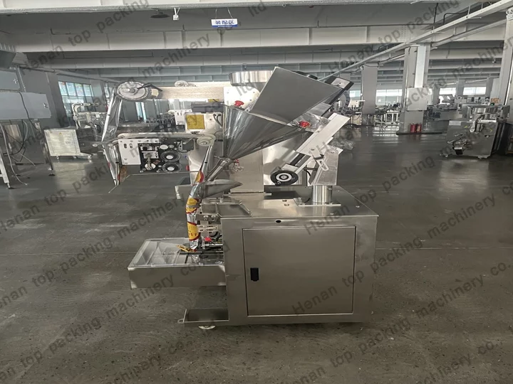 Industrial powder packing machine