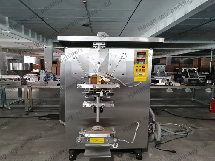 Industrial Liquid Packaging Machine To Egypt 3 Exported industrial liquid packaging machine