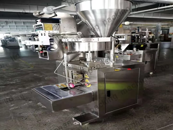 Electric Food Packing Machine Exported To Italy 4 Granule packaging machine