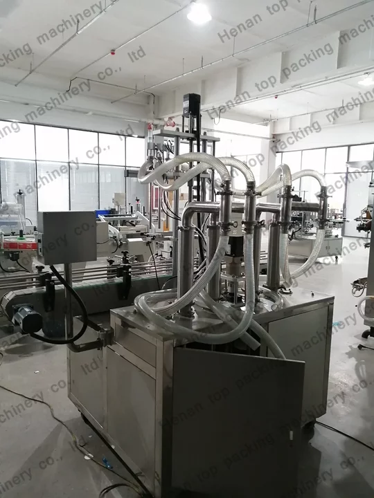 Why Choose A Filling Machine For Bottled Water? 1 Industrial water bottling machine