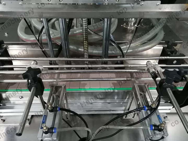 Why Choose A Filling Machine For Bottled Water? 5 Water bottling machine price